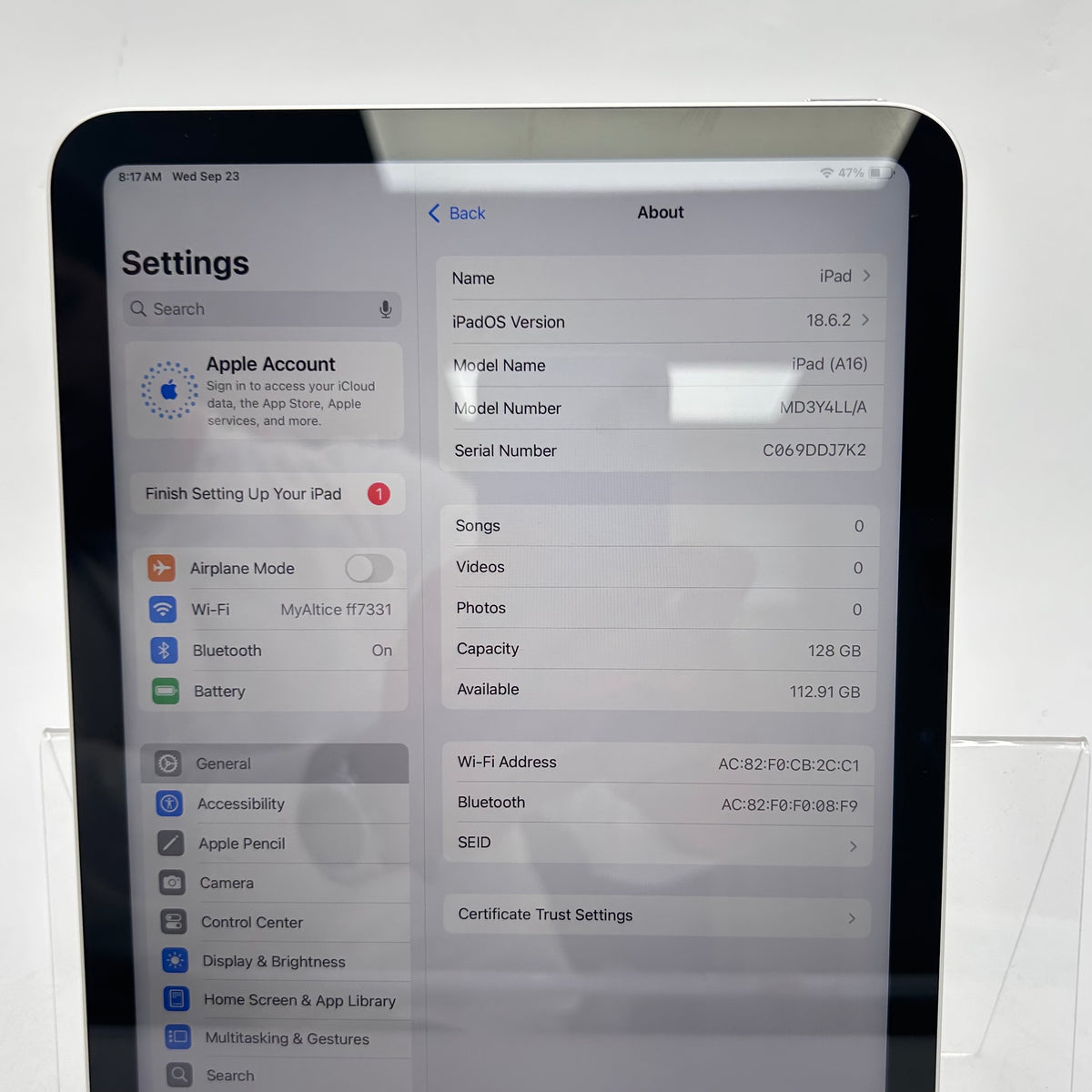 WiFi Only Apple iPad 11" (A16) 128GB Silver MD3Y4LL/A