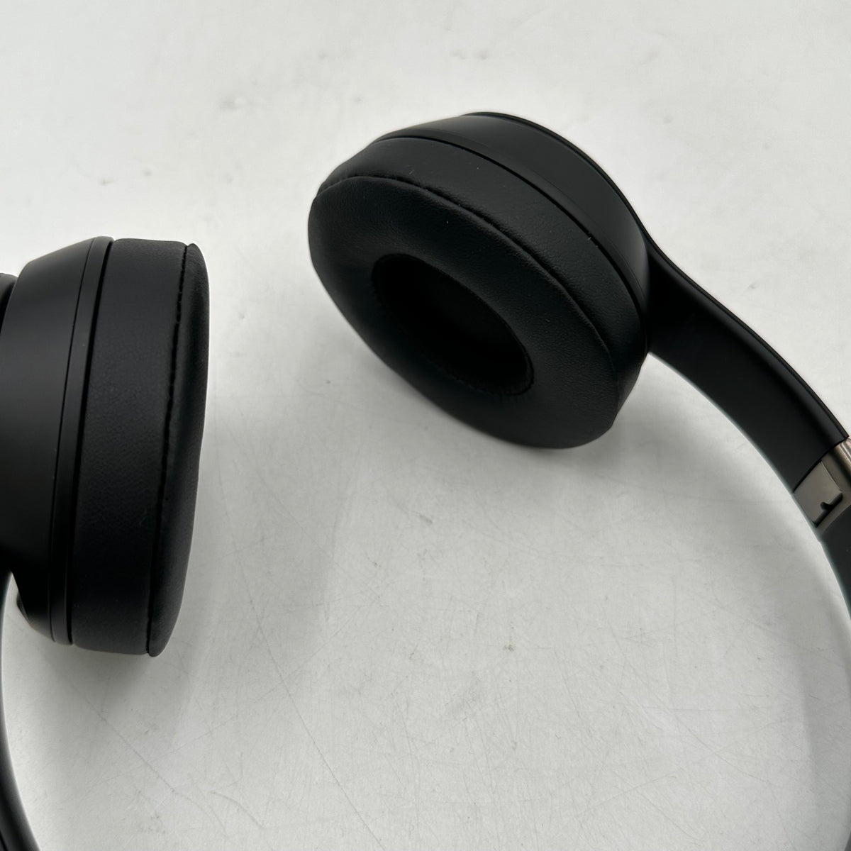 Beats Solo4 Wireless On-Ear Bluetooth Headphones Black A3140