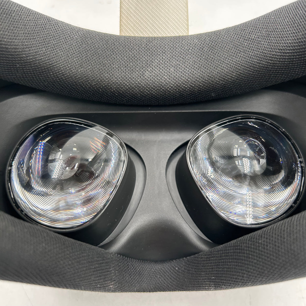 Meta Quest 3S 128GB Standalone All-in-One VR Headset P97