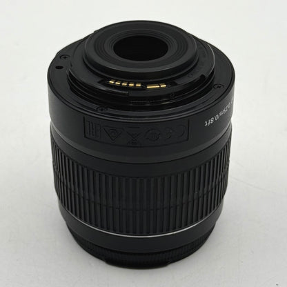 Canon EF-S Standard 18-55mm f/3.5-5.6 IS II Auto & Manual Zoom Lens
