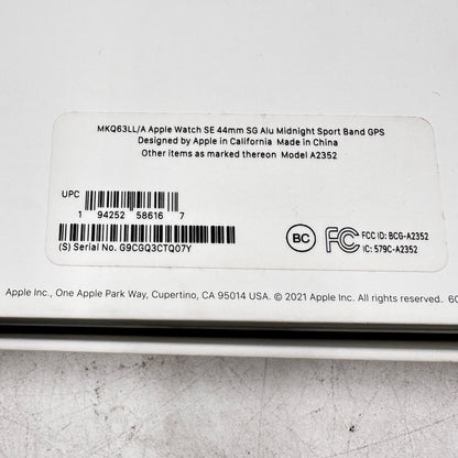 GPS Only Apple Watch SE 1st Gen 44MM Black Aluminum + Black Sport Band A2352