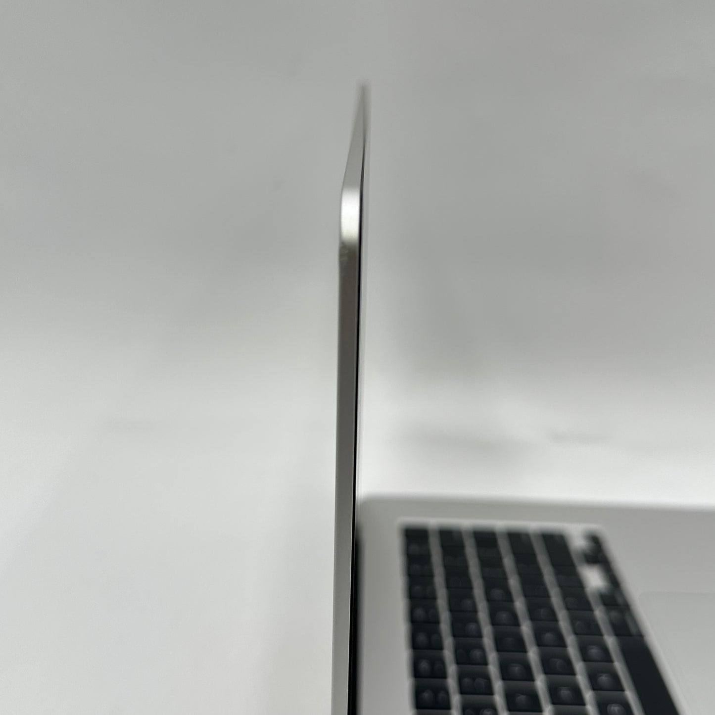 2025 Apple MacBook Air 15" M4 10C GPU 4.5GHz 16GB RAM 256GB SSD A3241