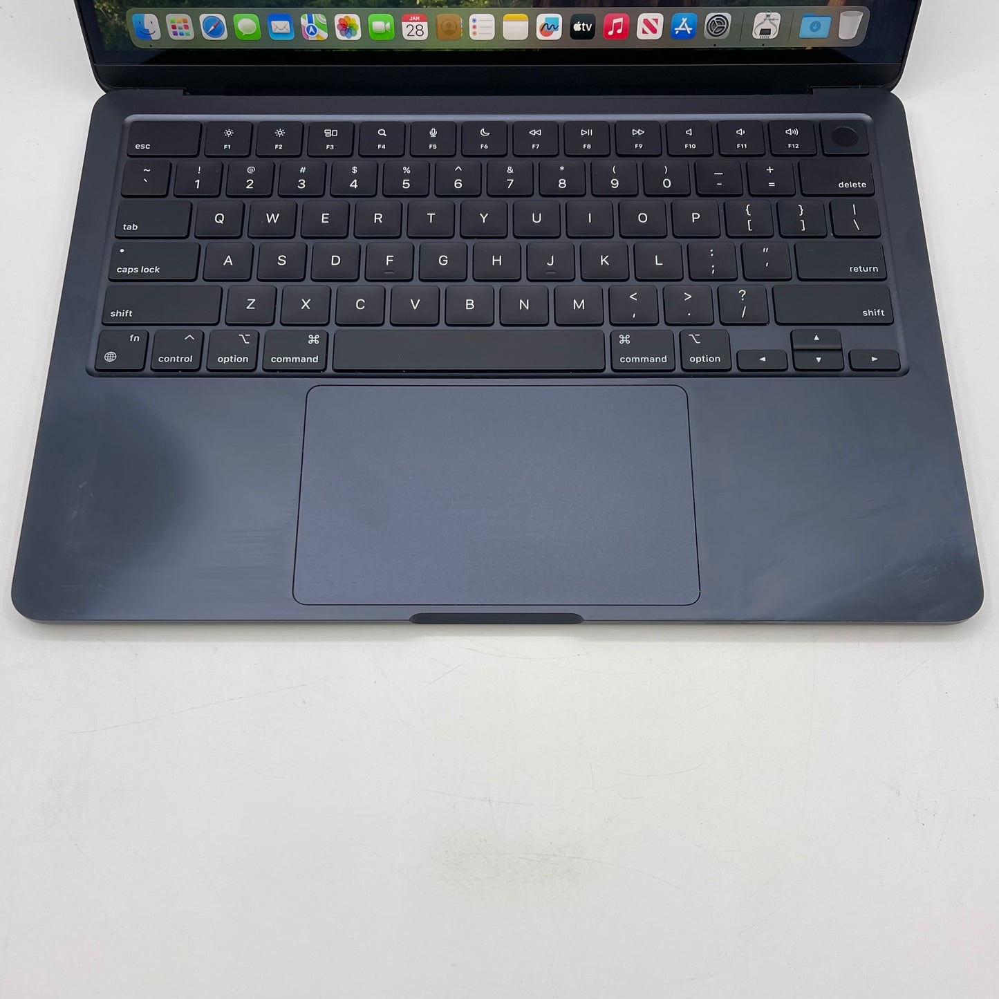 2022 Apple MacBook Air 13.6" M2 8C GPU 3.5GHz 16GB RAM 256GB SSD A2681