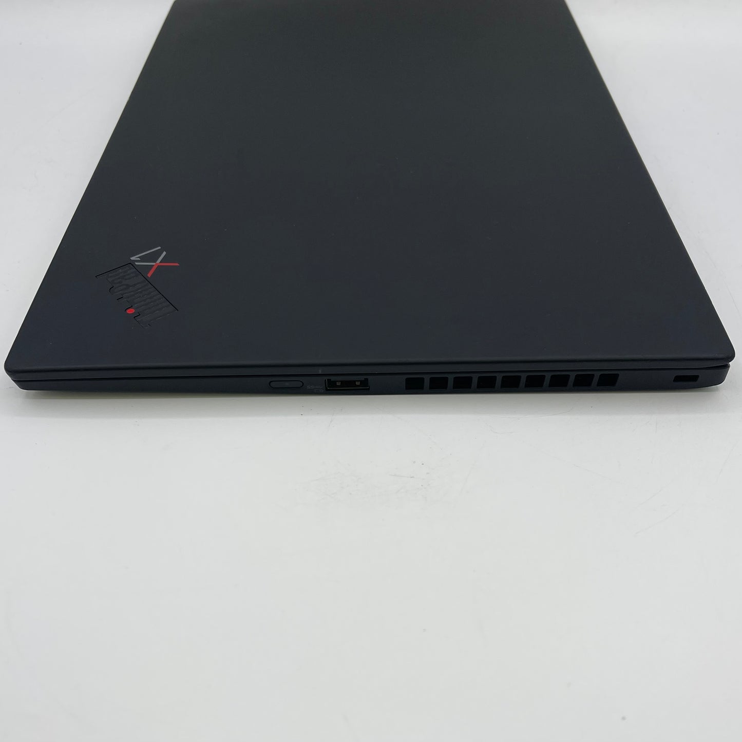 Lenovo ThinkPad X1 Carbon Gen 8 14" i7-10510U 1.8GHz 16GB RAM 1TB SSD