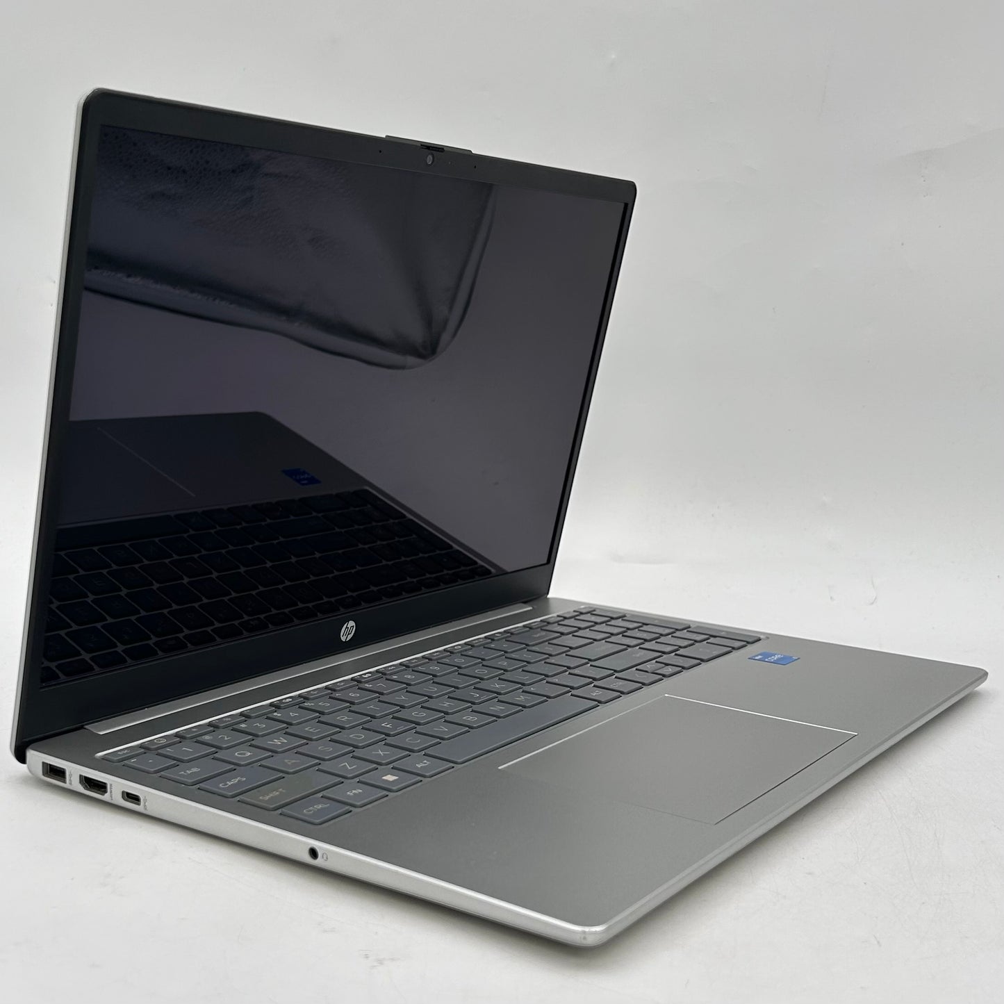 HP Laptop 15-FD0005DX 15.6" i5-1235U 1.3GHz 8GB RAM 512GB SSD