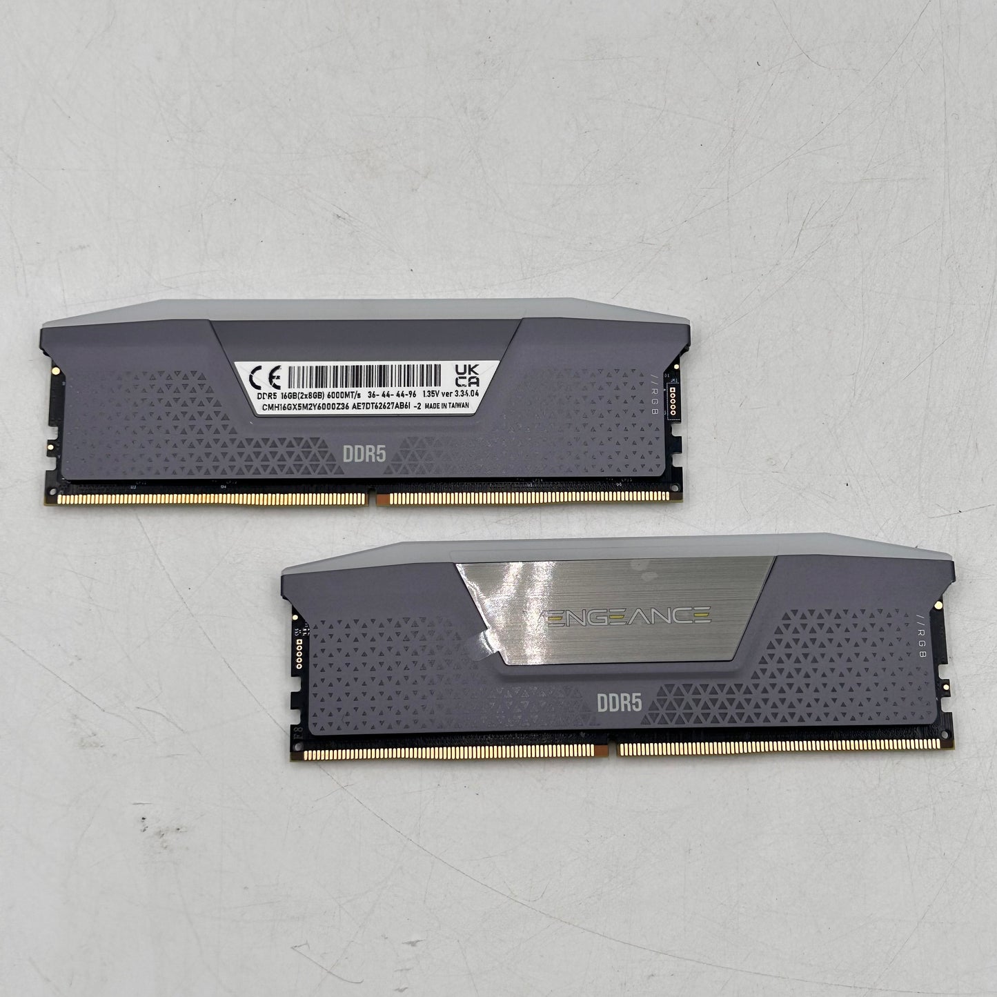 Corsair Vengeance 16GB (2x8GB) RAM DDR5 6000MHz CMH16GX5M2Y6000Z36