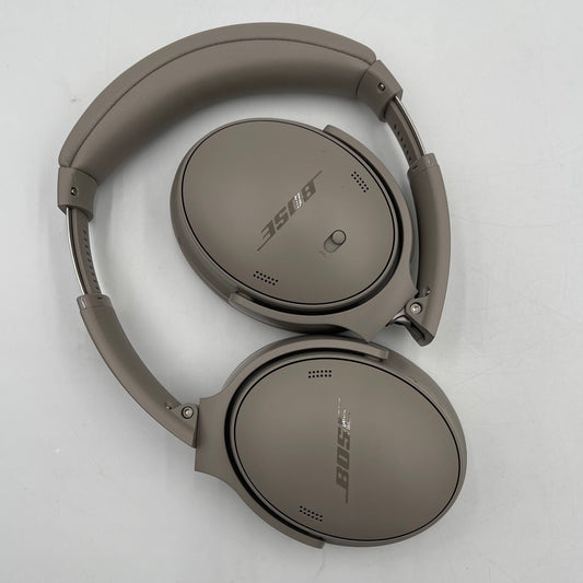 Bose QuietComfort Over-Ear Wireless Bluetooth Headphones White Smoke