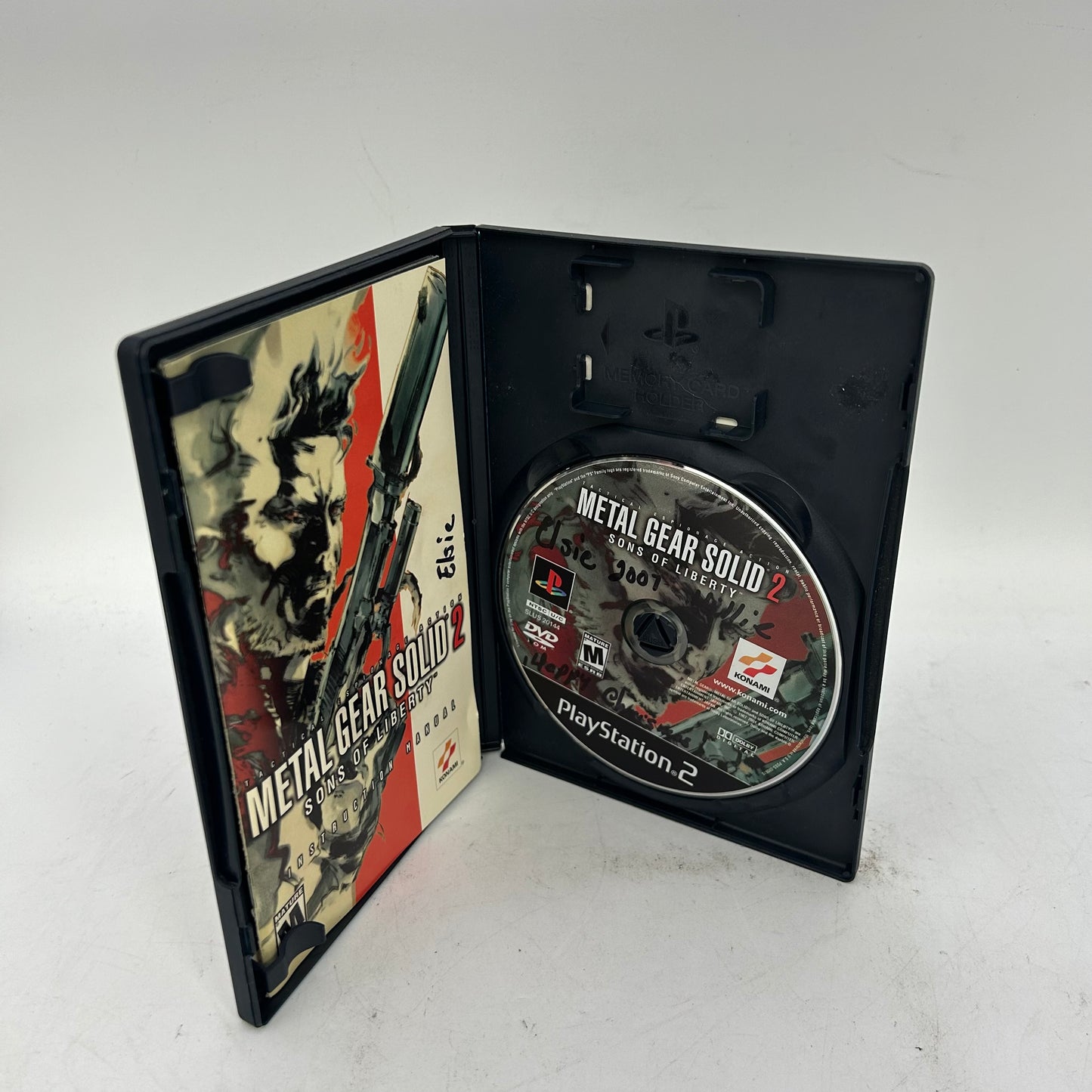 Metal Gear Solid 2  (Sony PlayStation 2 PS2,  2001)