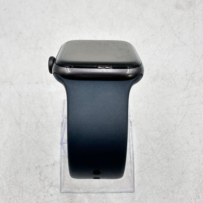 GPS Only Apple Watch SE 1st Gen 44MM Black Aluminum + Black Sport Band A2352