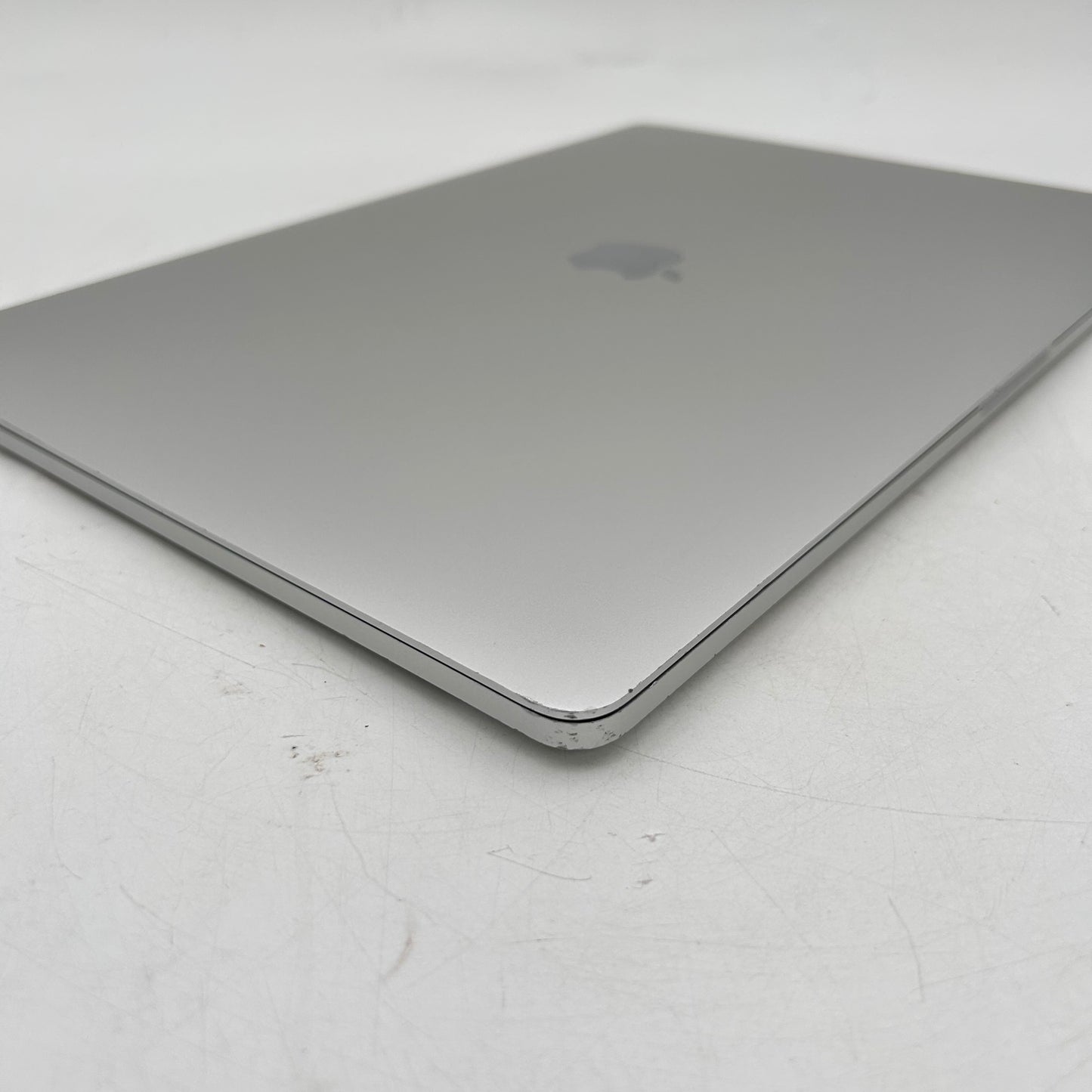2018 Apple MacBook Pro 15" i7 2.7GHz 16GB RAM 1TB SSD Silver A1990 Read