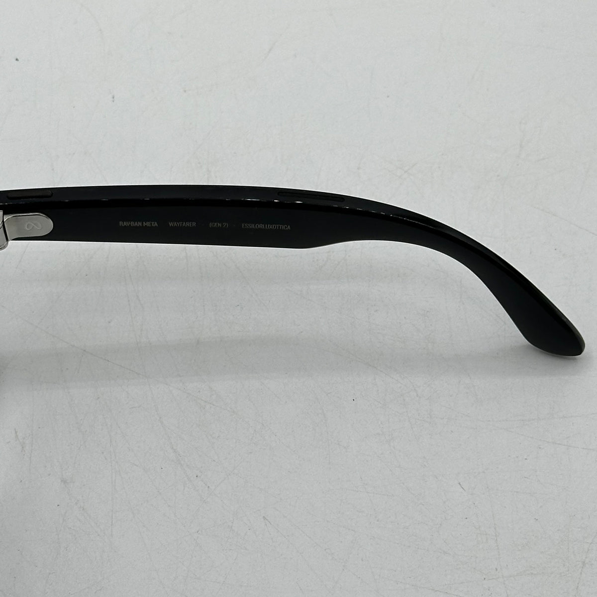 Ray-Ban Meta Wayfarer Gen 2 Shiny Black Transitions RW4012 601/1M AI Glasses