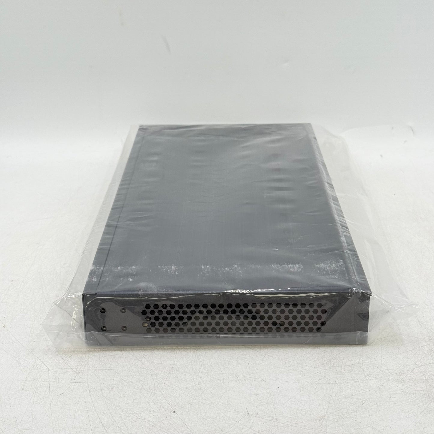 New Vivotek AW-GEV-264B-370 24xGE PoE + 2xGE SFP Web Smart Managed Switch