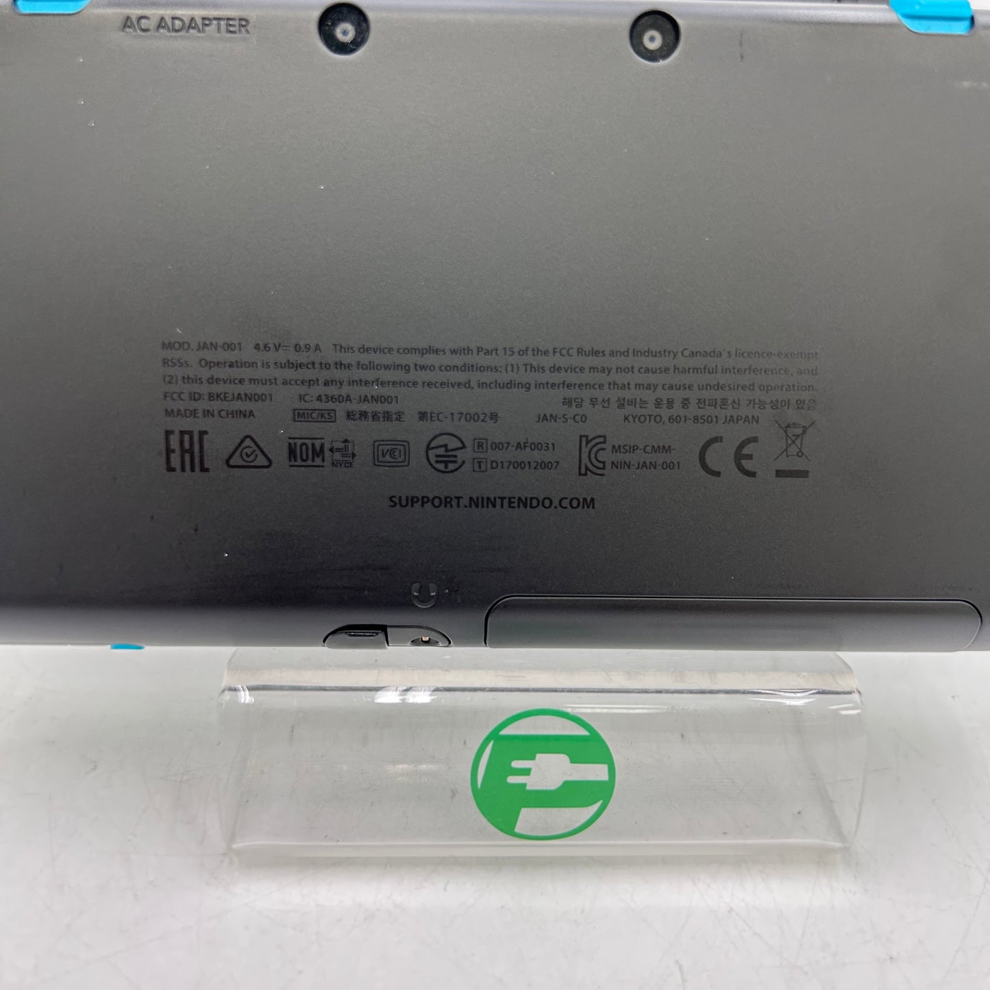 New Nintendo 2DS XL Handheld Game Console JAN-001 Black/Turquoise