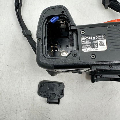 Sony Alpha A7 II 24.3MP Mirrorless Digital Camera 229 SC  Body Only READ