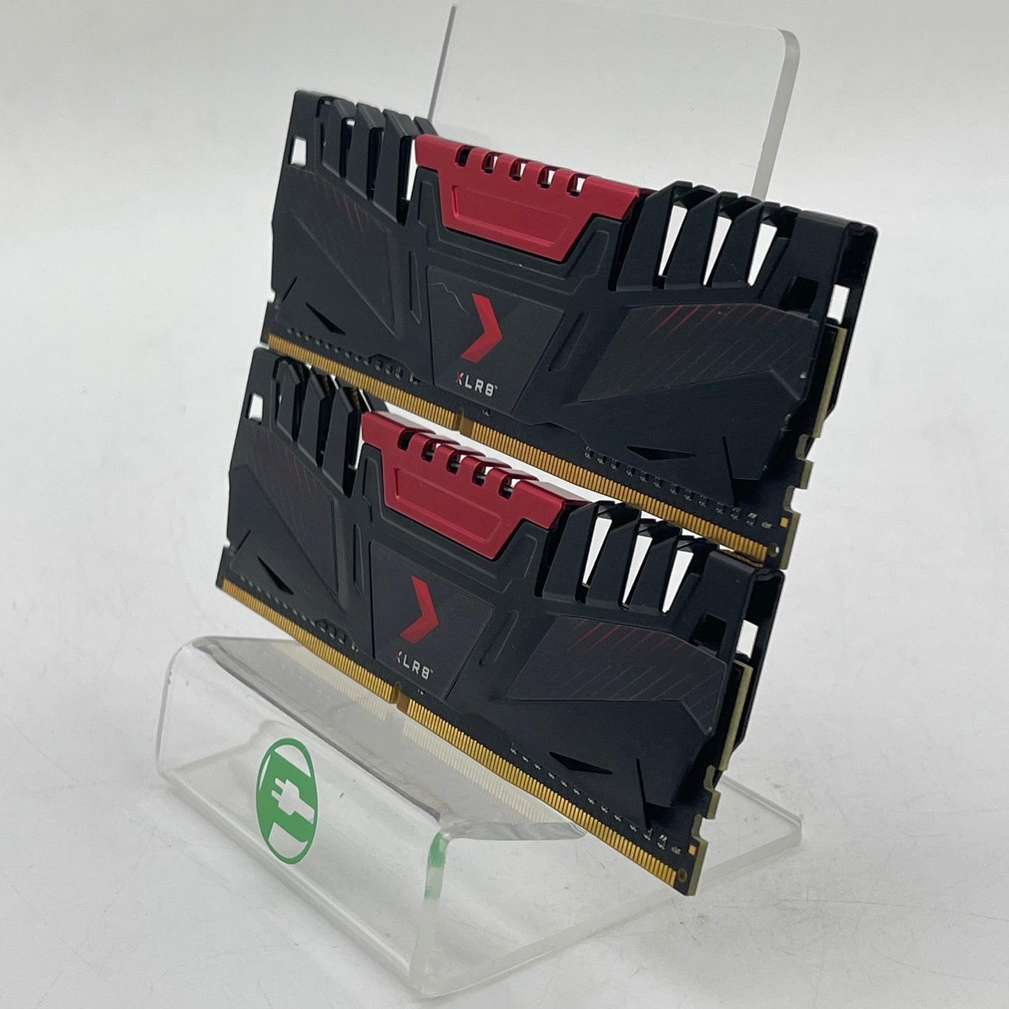 PNY XLR8 Gaming 16GB (2x8GB) RAM DDR4 3200MHz 8GBF1X08QFHH38-135-K-HXR