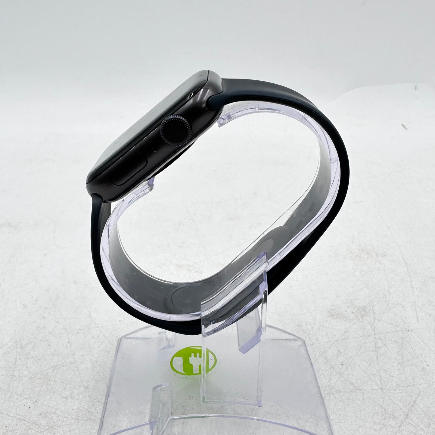 GPS Only Apple Watch SE 1st Gen 44MM Black Aluminum + Black Sport Band A2352