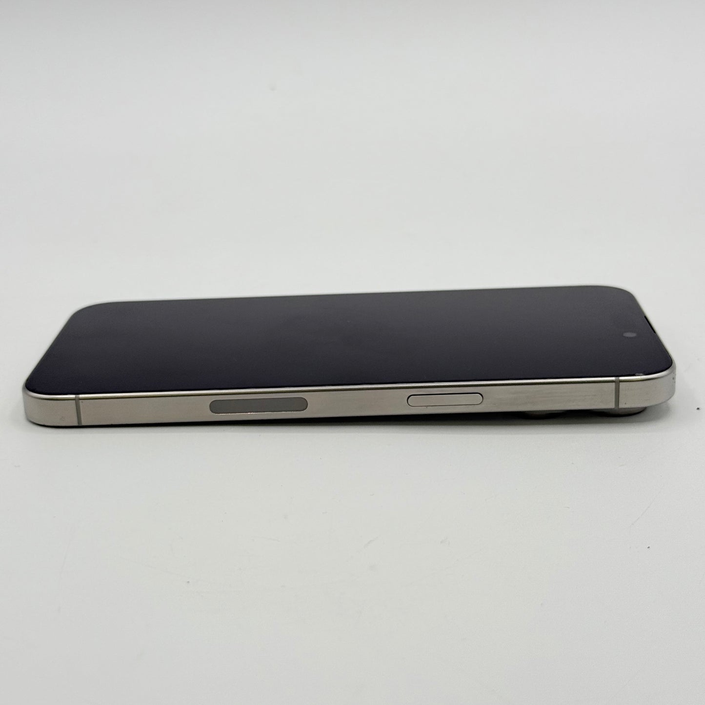 Unlocked Apple iPhone 15 Pro Max 256GB White Titanium MU673LL/A