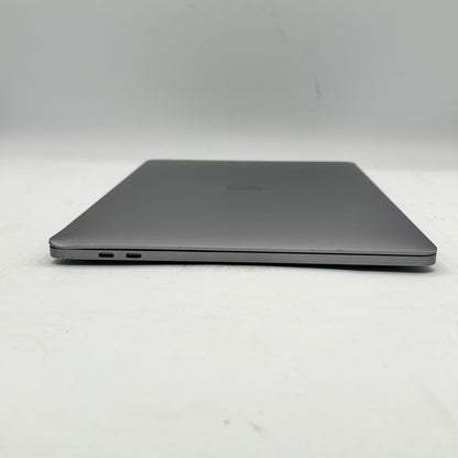 2020 Apple MacBook Pro 13.3" M1 3.2GHz 8GB RAM 256GB Flash Storage Space Gray