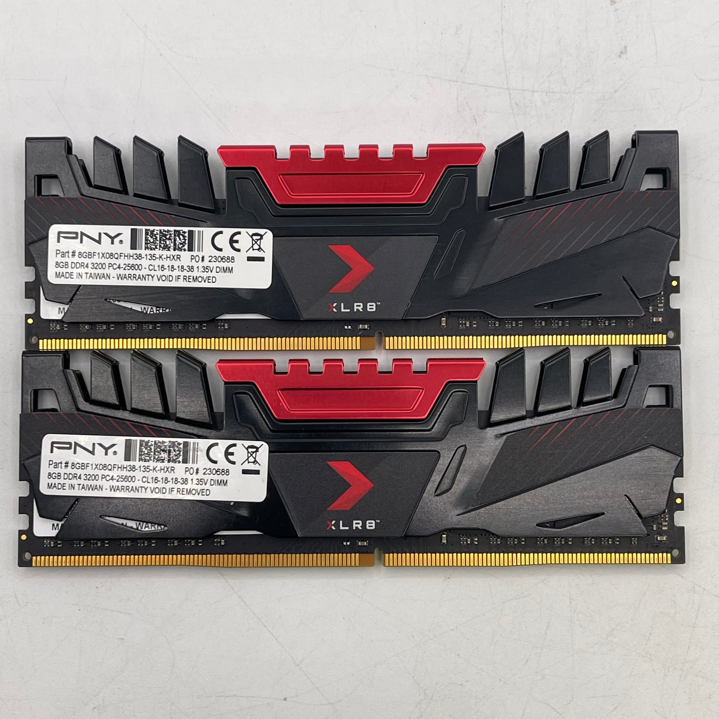 PNY XLR8 Gaming 16GB (2x8GB) RAM DDR4 3200MHz 8GBF1X08QFHH38-135-K-HXR