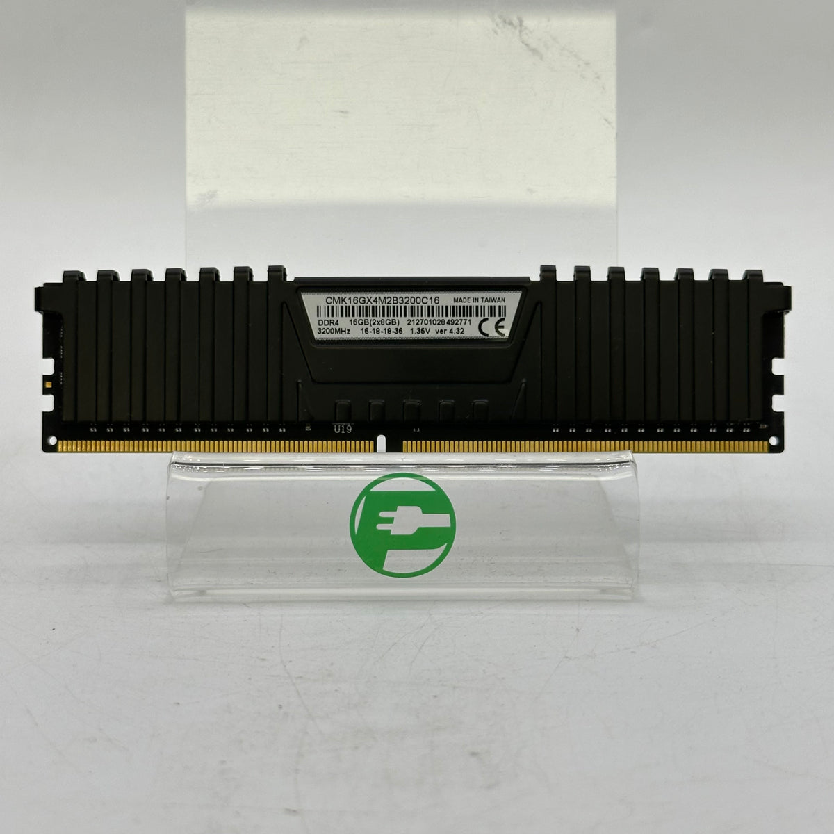 Corsair Vengeance 8GB (1x8GB) RAM DDR4 3200MHz CMK16GX4M2B3200C16