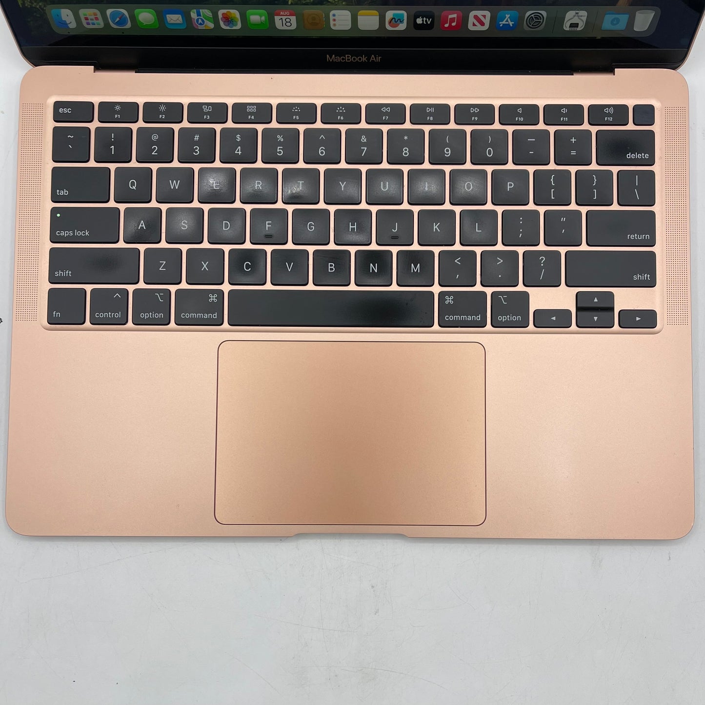 2020 Apple MacBook Air 13.3" i3 1.1GHz 8GB RAM 256GB SSD Gold A2179