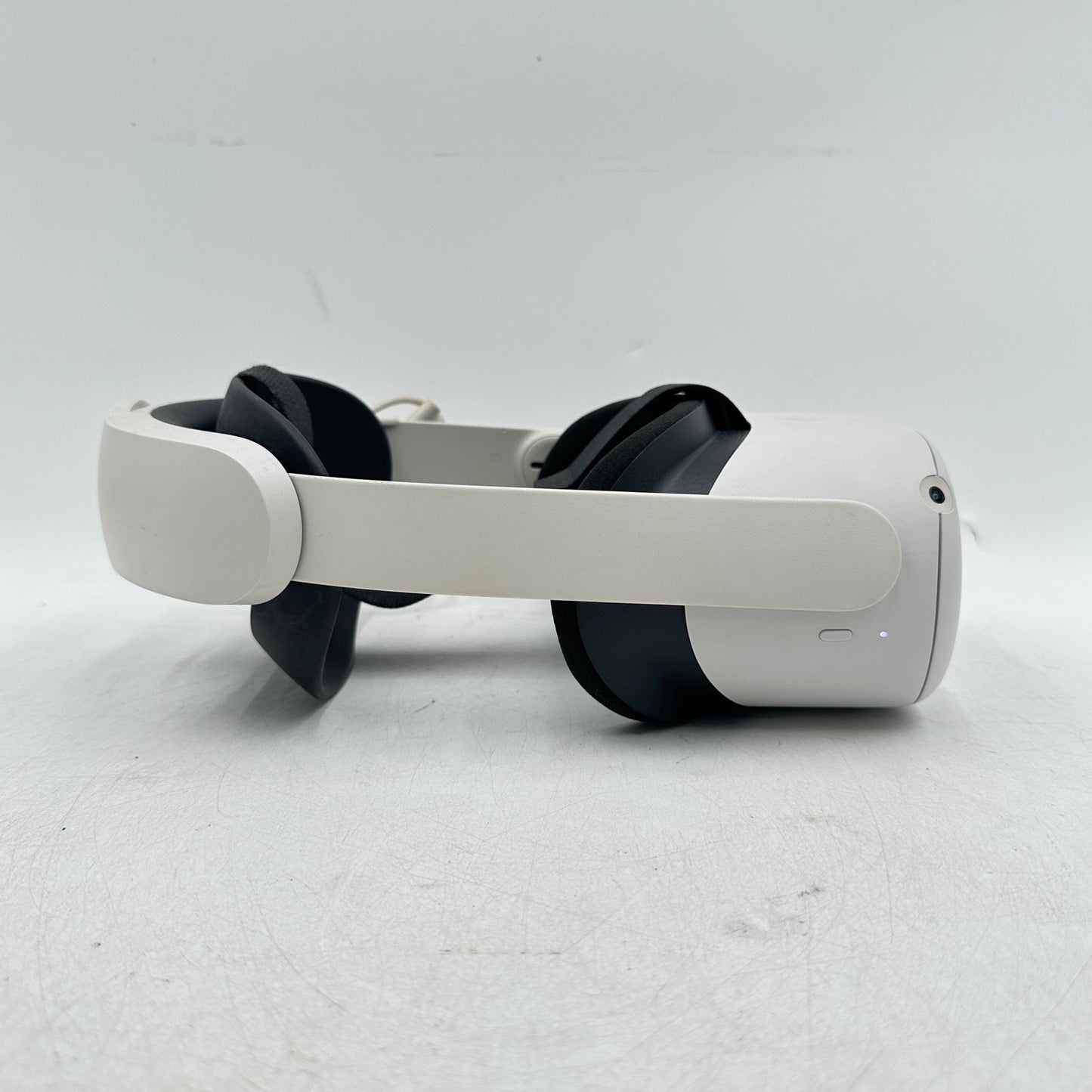 Meta Quest 2 64GB Standalone All-in-One VR Headset KW49CM w/ Elite Strap