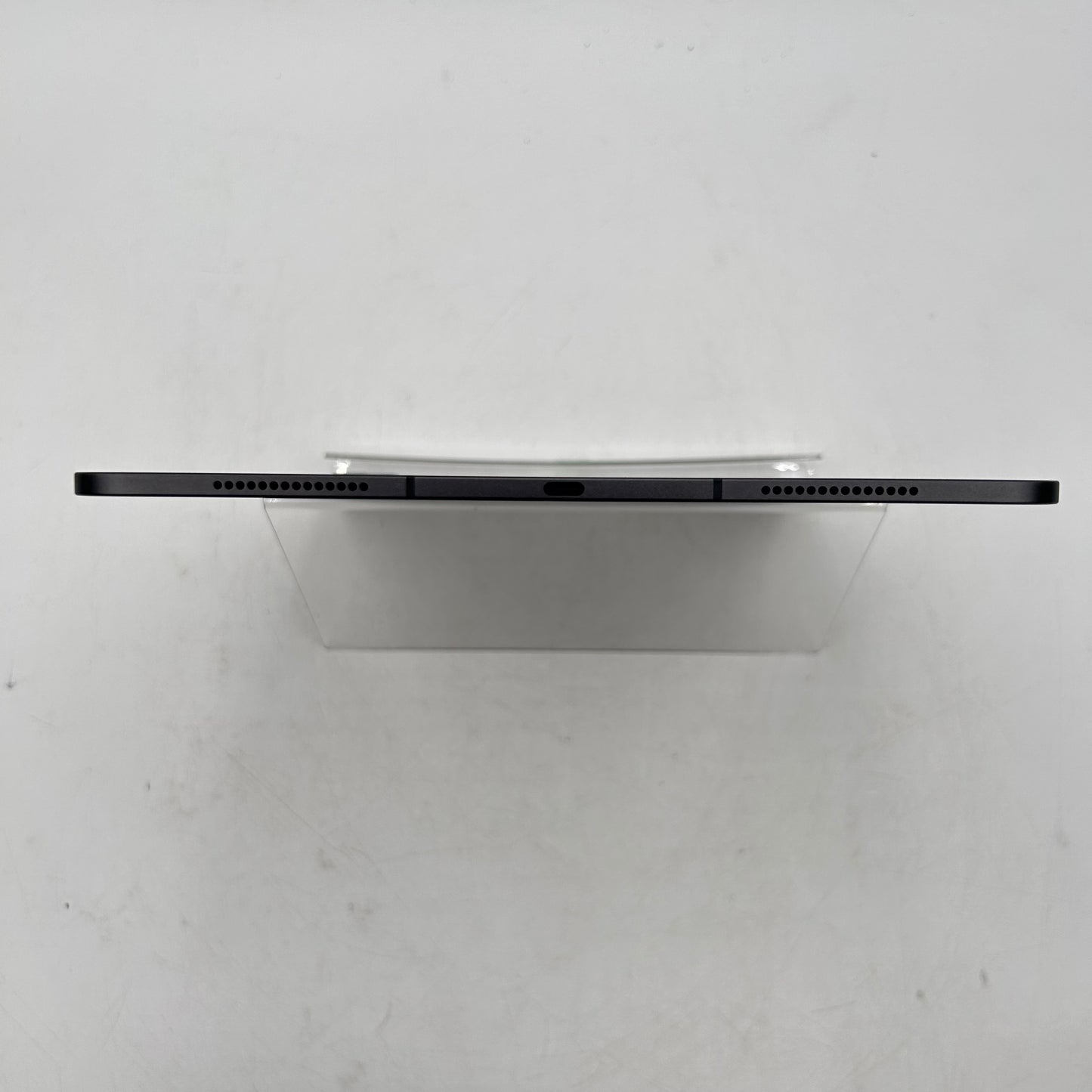 Unlocked Apple iPad Pro 13" M5 256GB Space Black ME7W4LL/A