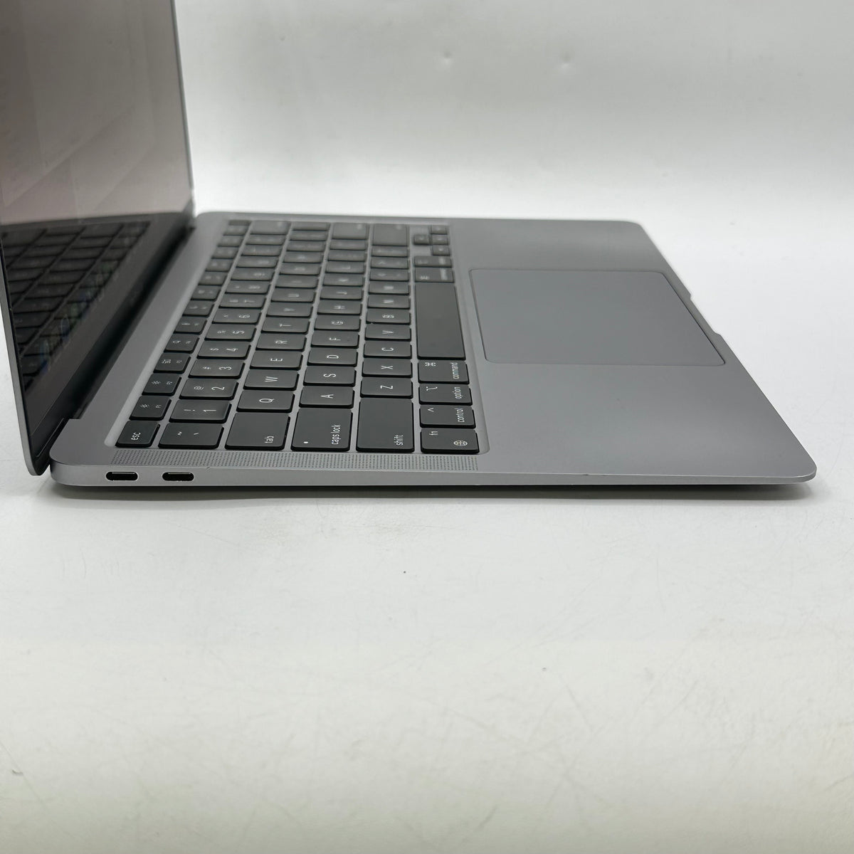 2020 Apple MacBook Air 13.3" M1 8C GPU 3.2GHz 16GB RAM 512GB SSD A2337