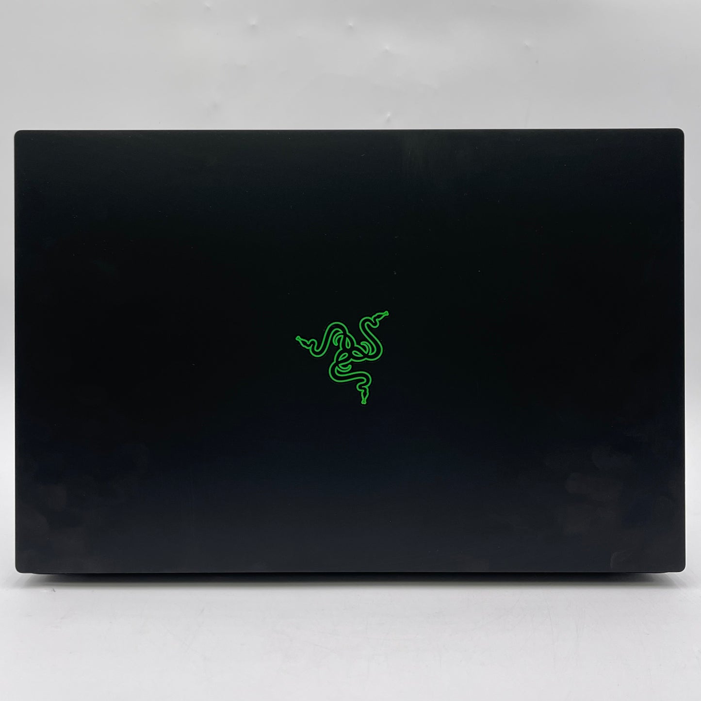 Razer Blade 15 i7-10875H 2.3GHz 40GB RAM 1TB SSD GeForce RTX 2080 Super Max-Q