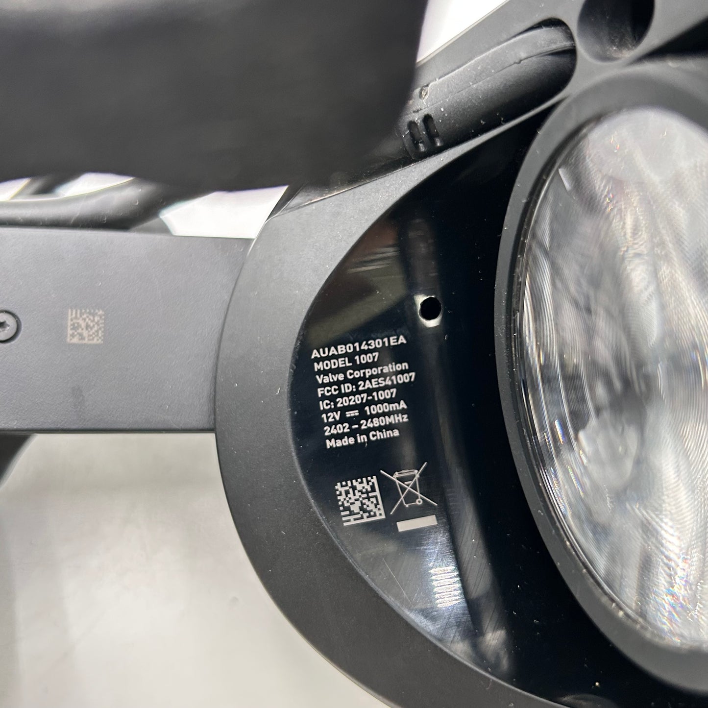 Valve Index VR  Headset Only 1007 With 3Way PC Connection Cable
