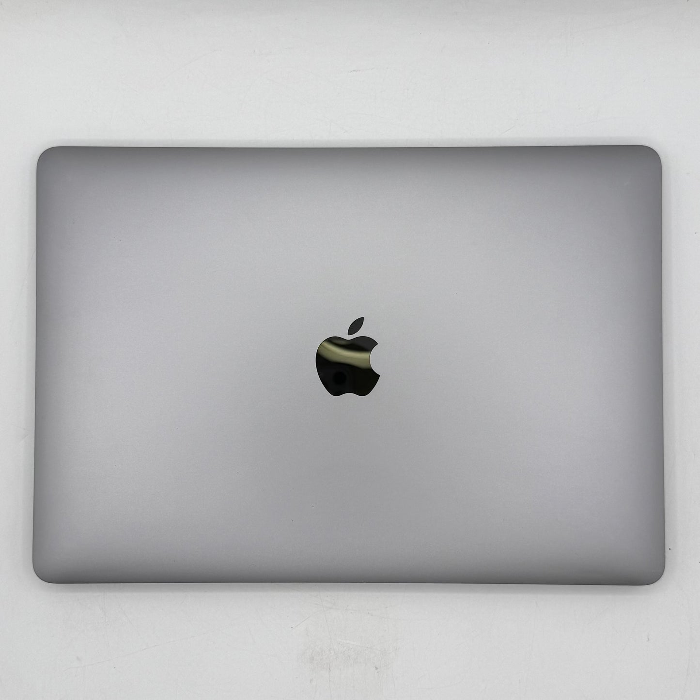 2020 Apple MacBook Air 13.3" i3 1.1GHz 8GB RAM 256GB SSD Space Gray A2179