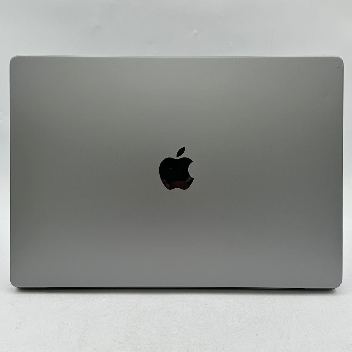 2021 Apple MacBook Pro 16" M1 Pro 16C GPU 3.2GHz 16GB RAM 512GB SSD A2485