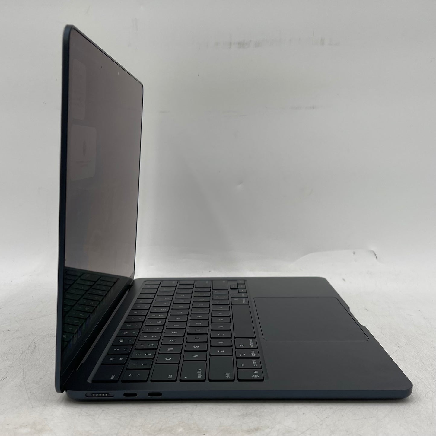 2025 Apple MacBook Air 13.6" M4 8C GPU 4.5GHz 16GB RAM 256GB SSD A3240