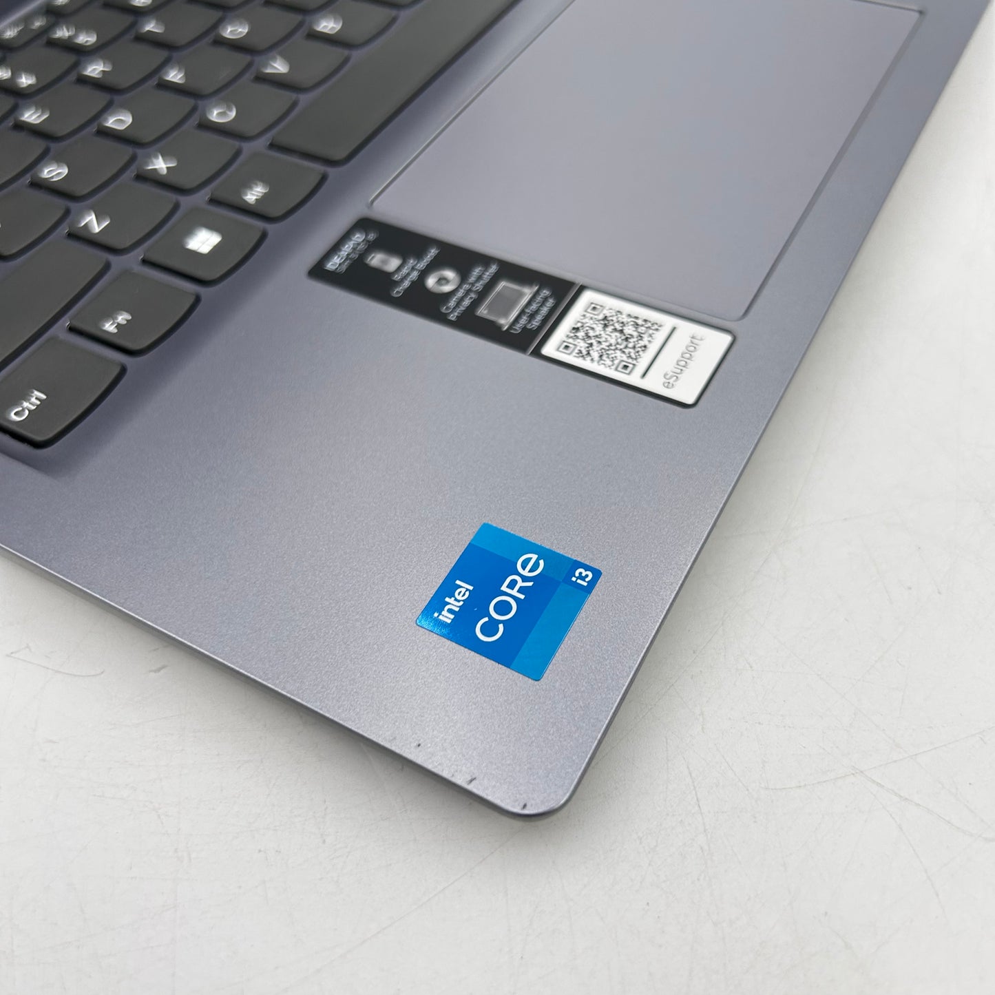Lenovo IdeaPad Slim 3 15IAN8 15.6" i3-N305 1.8GHz 8GB RAM 128GB SSD