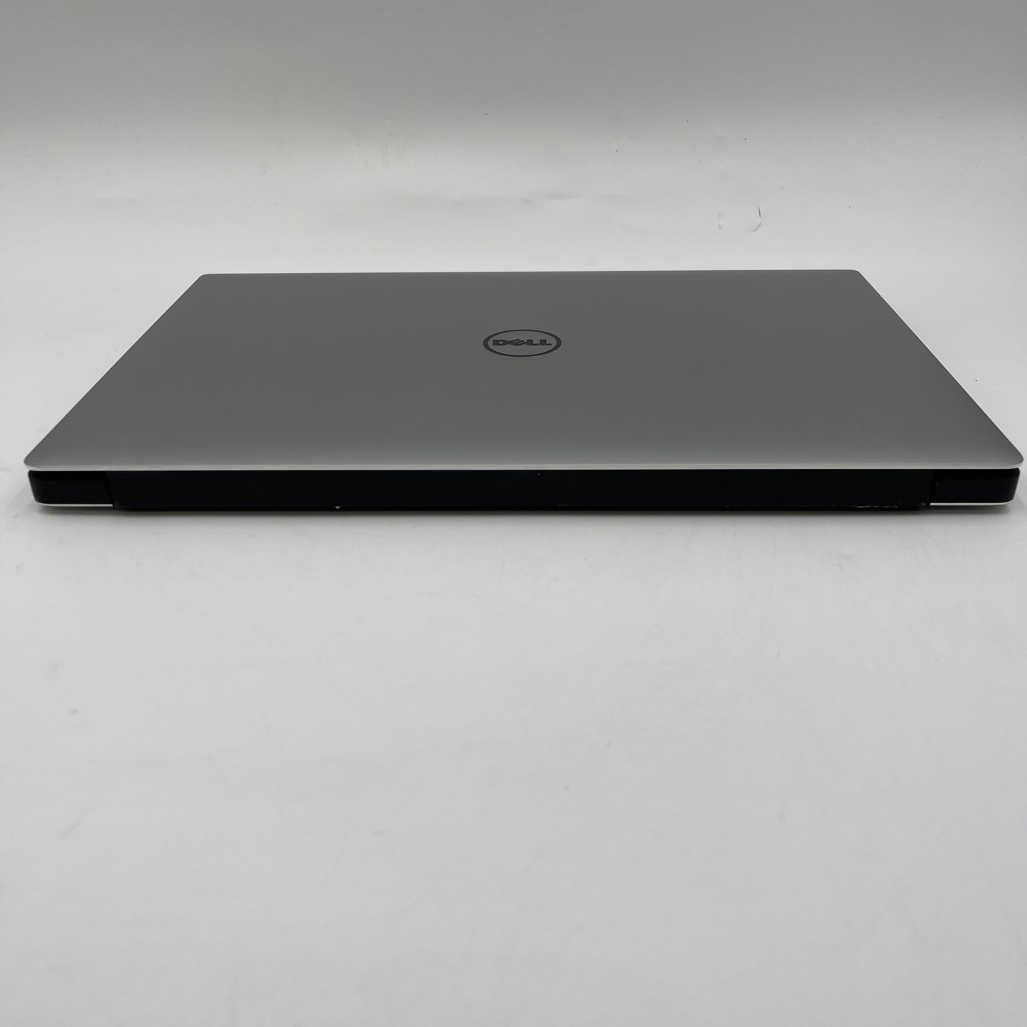 Dell Precision 5520 P56F 15.6" i7-7820HQ 2.9GHz 48GB RAM 4TB SSD Quadro M1200