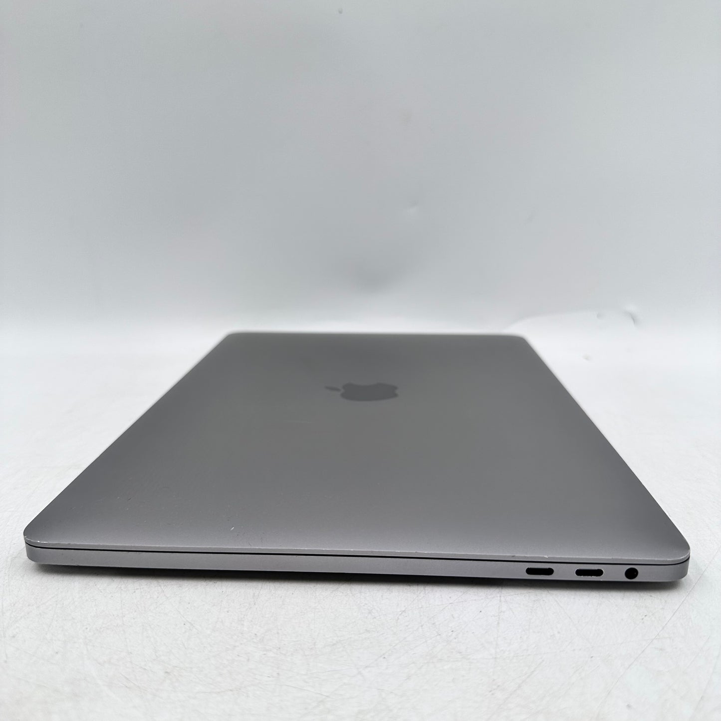 2018 Apple MacBook Pro 13.3" i7-8569U 2.8GHz 16GB RAM 1TB SSD Space Gray A1989