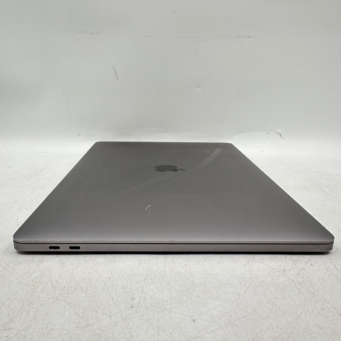 2019 Apple MacBook Pro 16" i7 2.6GHz 16GB RAM 512GB SSD Space Gray A2141