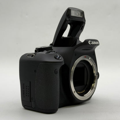 Canon EOS 600D 18.0MP Digital SLR DSLR Camera