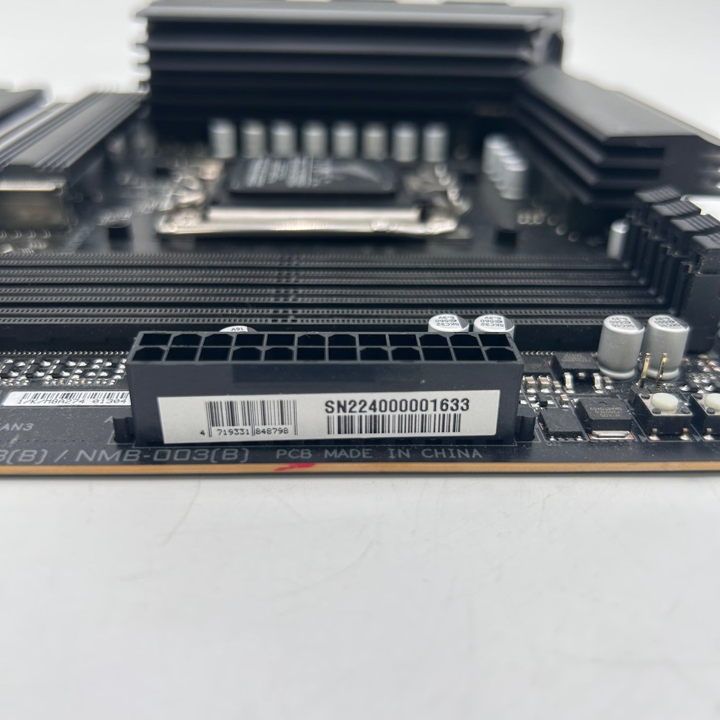 Gigabyte X670 AORUS ELITE AX AM5 ATX AMD DDR5 Motherboard