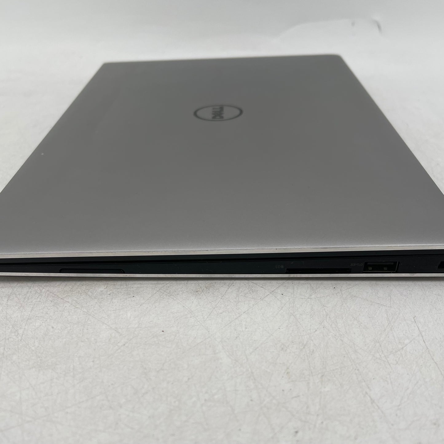 Dell XPS 9360 13.3" i7-8550U 2.0GHz 8GB RAM 256GB SSD