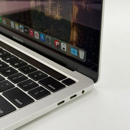 2020 Apple MacBook Pro 13.3" i5 2.0GHz 16GB RAM 512GB SSD Space Gray A2251