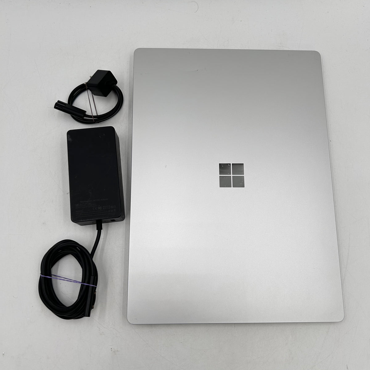 Microsoft Surface Laptop 3 15" Ryzen 7 3700U 2.3GHz 16GB RAM 512GB SSD 1873