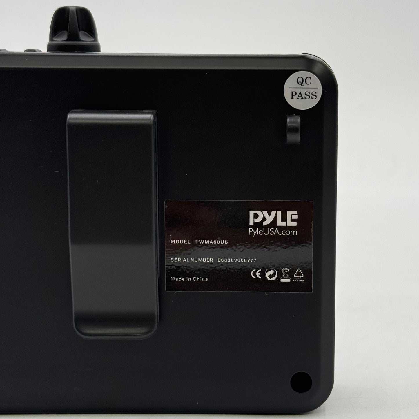 Pyle Compact & Portable PA Speaker System  Bluetooth Karaoke Speaker PWMA60UB