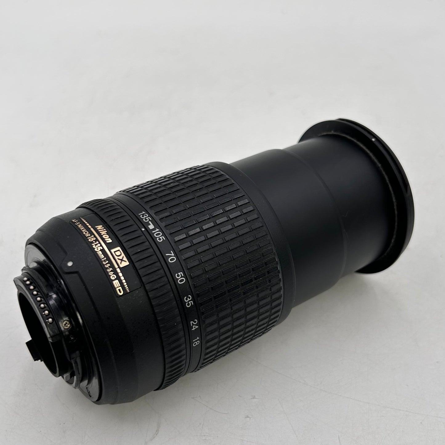 Nikon AF-S DX NIKKOR 18-135mm f/3.5-5.6 Auto & Manual Lens F
