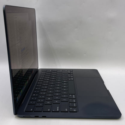 2022 Apple MacBook Air 13.6" M2 8C GPU 3.5GHz 16GB RAM 256GB SSD A2681