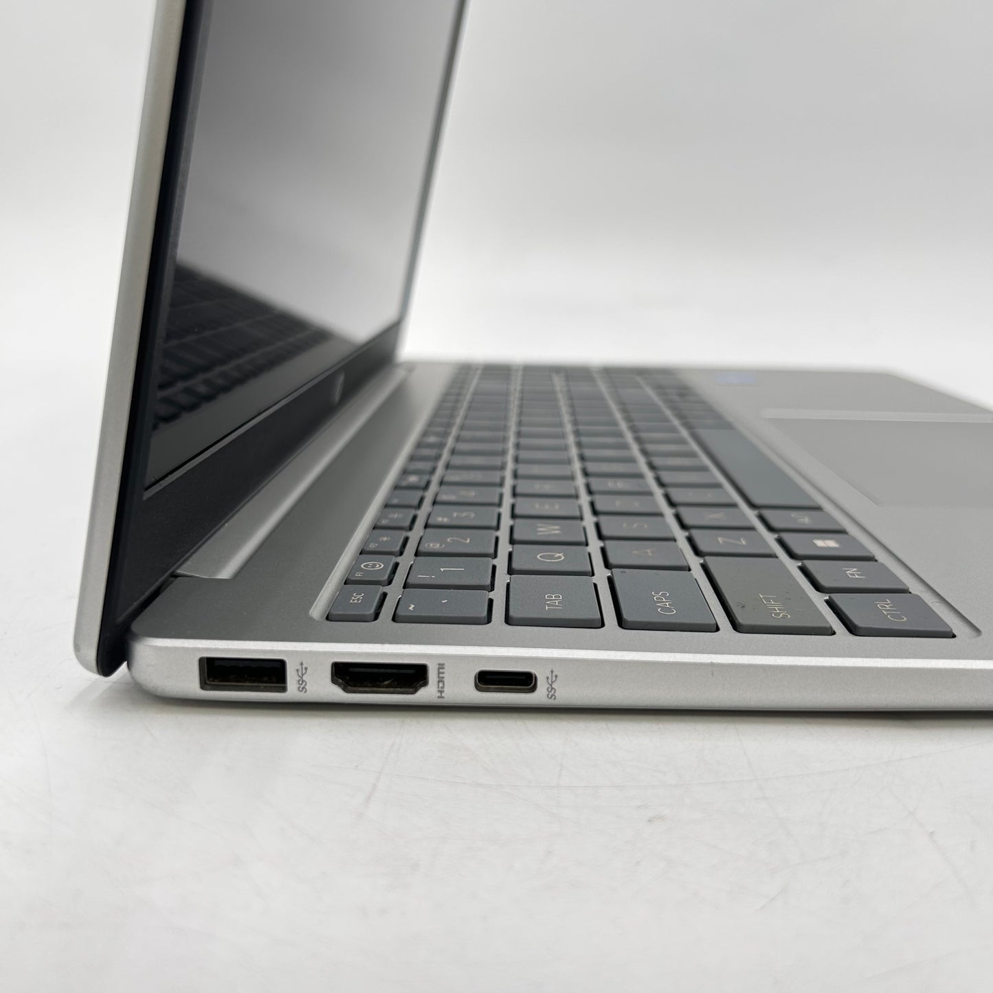 HP Laptop 15-FD0005DX 15.6" i5-1235U 1.3GHz 8GB RAM 512GB SSD