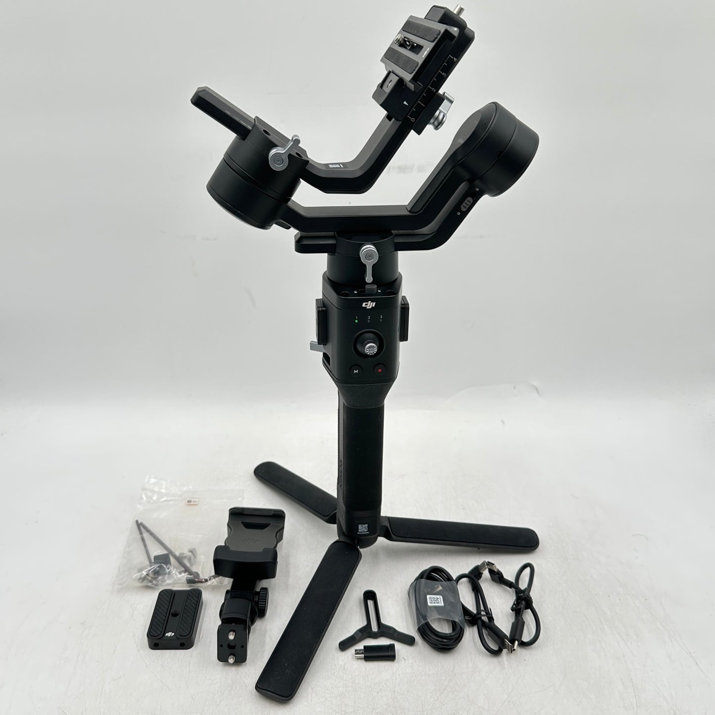 DJI Ronin SC  3-Axis Gimbal Camera Stabilizer R18