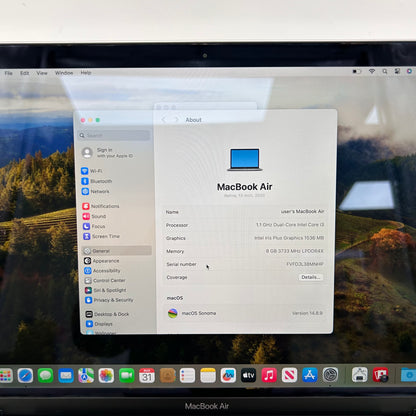 2020 Apple MacBook Air 13.3" i3 1.1GHz 8GB RAM 256GB SSD Space Gray A2179