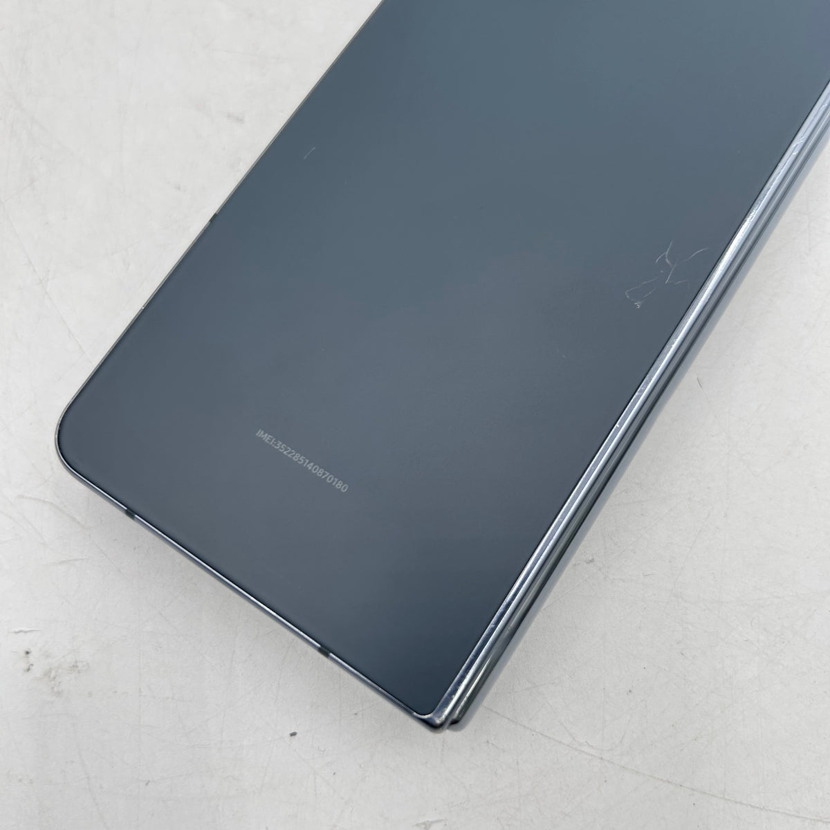 Samsung Galaxy Z Fold4 12GB RAM 256GB SM-F936U1 Icyblue Read