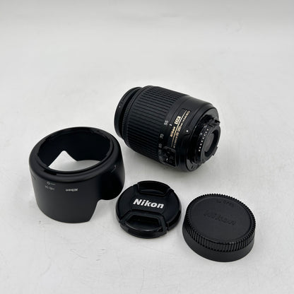 Nikon AF-S DX NIKKOR 55-200mm f/2.8 Auto & Manual Lens F